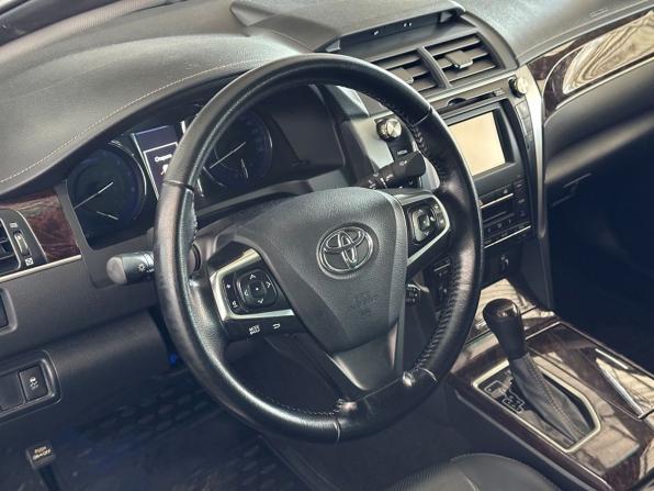 Toyota Camry VII (XV50) Рестайлинг с пробегом 2015 года, цена 2 085 000 рублей, 143942 км, седан, Автокод Объявления