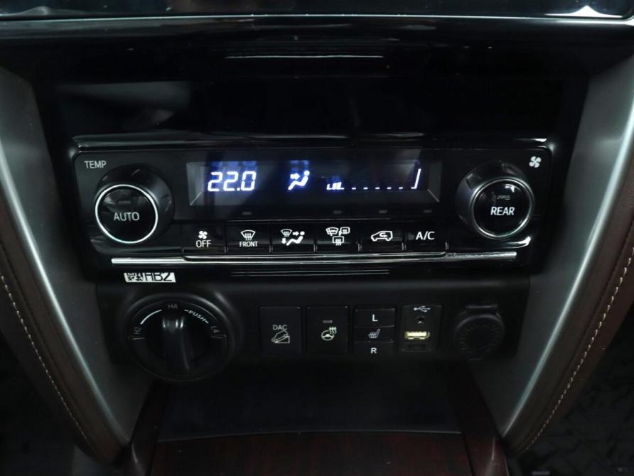 Toyota Fortuner II Казань  - изображение 11