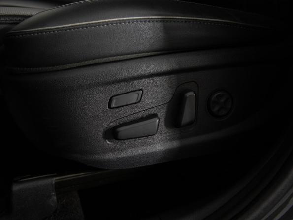 Hyundai Santa Fe IV Рестайлинг с пробегом 2021 года, цена 3 799 000 рублей, 54490 км, внедорожник, Автокод Объявления
