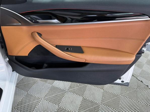 BMW 5 серии VII (G30/G31/G38) Рестайлинг с пробегом 2020 года, цена 2 790 000 рублей, 244000 км, седан, Автокод Объявления