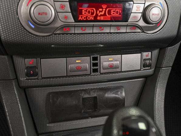 Ford Focus II Рестайлинг с пробегом 2009 года, цена 749 000 рублей, 193406 км, седан, Автокод Объявления