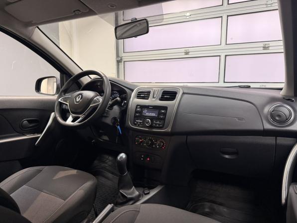 Renault Sandero II Рестайлинг с пробегом 2019 года, цена 1 250 000 рублей, 81436 км, хэтчбек, Автокод Объявления