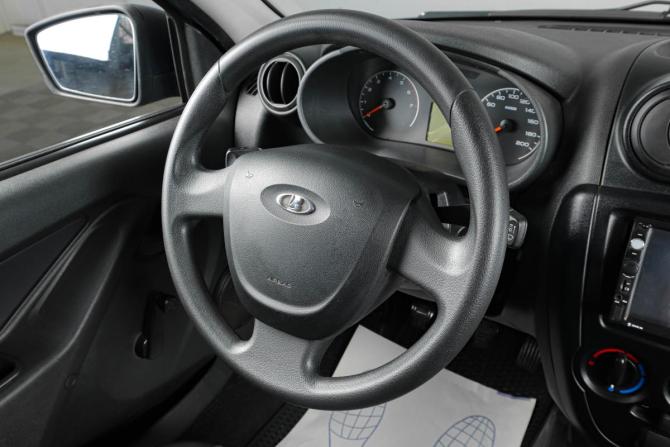 Lada (ВАЗ) Granta I Рестайлинг с пробегом 2018 года, цена 689 000 рублей, 76742 км, седан, Автокод Объявления