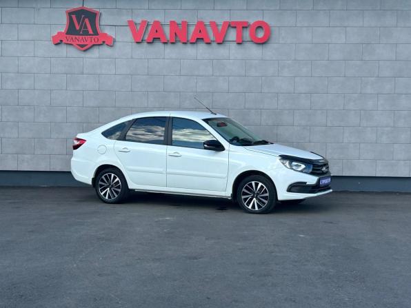 Lada (ВАЗ) Granta I Рестайлинг с пробегом 2021 года, цена 720 000 рублей, 75325 км, хэтчбек, Автокод Объявления