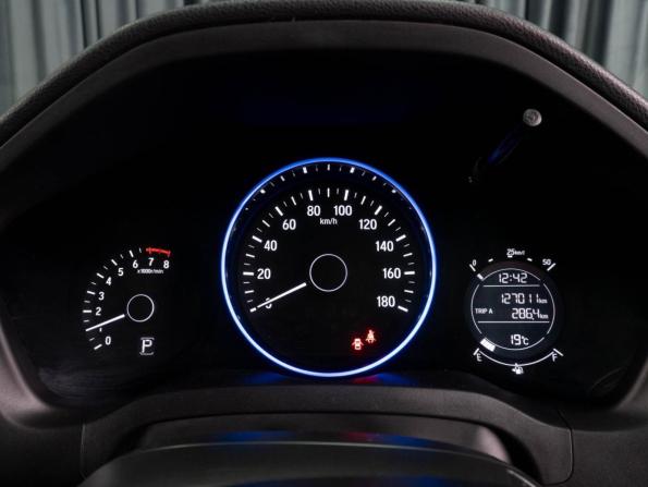 Honda Vezel I с пробегом 2014 года, цена 1 499 000 рублей, 127011 км, внедорожник, Автокод Объявления