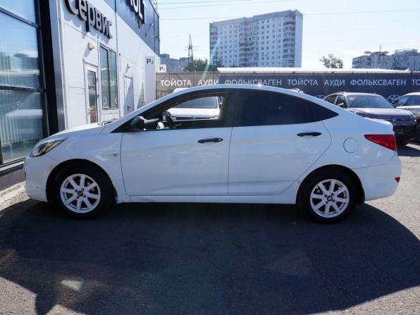 Hyundai Solaris I с пробегом 2013 года, цена 700 000 рублей, 126006 км, седан, Автокод Объявления