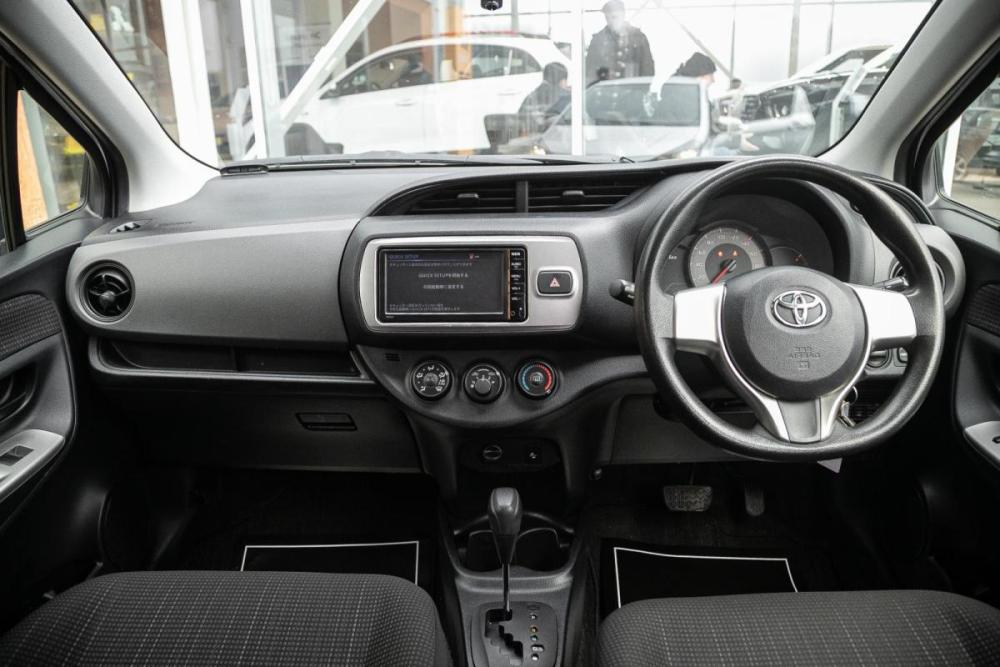 Toyota Vitz III (XP130) Рестайлинг Иркутск  - изображение 16