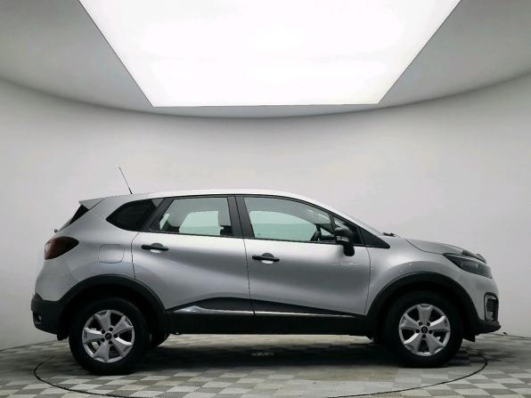 Renault Kaptur I с пробегом 2018 года, цена 1 549 000 рублей, 75272 км, внедорожник, Автокод Объявления