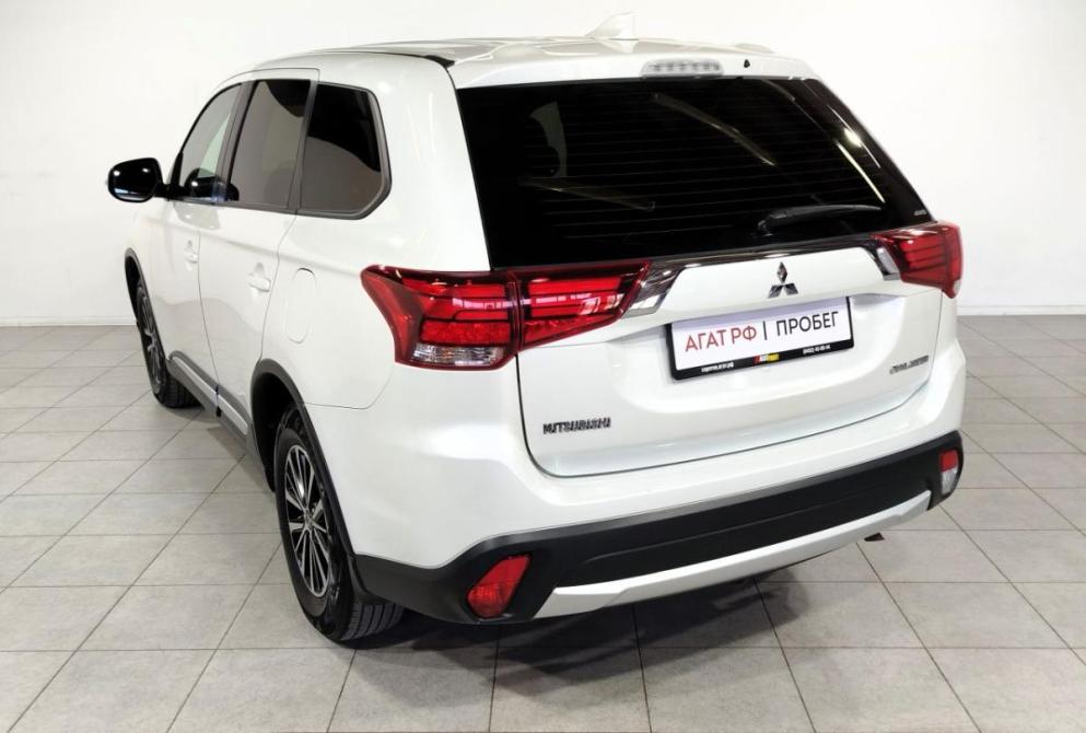 Mitsubishi Outlander III Рестайлинг 2 Саратов  - изображение 7
