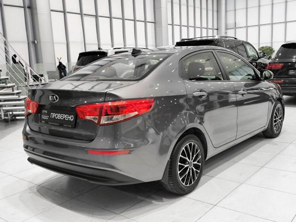 Kia Rio III Рестайлинг с пробегом 2017 года, цена 995 000 рублей, 136000 км, седан, Автокод Объявления