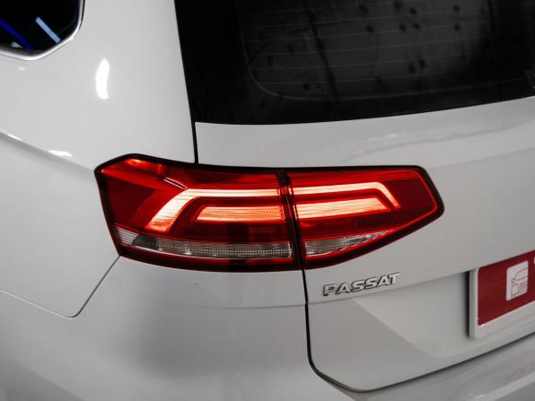 Volkswagen Passat B8 с пробегом 2015 года, цена 1 485 000 рублей, 96316 км, универсал, Автокод Объявления