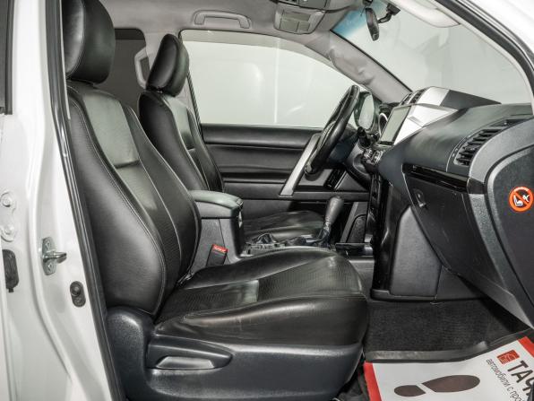 Toyota Land Cruiser Prado 150 Series Рестайлинг 1 с пробегом 2014 года, цена 3 500 000 рублей, 280000 км, внедорожник, Автокод Объявления