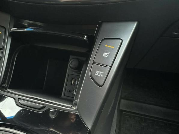 Hyundai i40 I Рестайлинг с пробегом 2016 года, цена 1 080 000 рублей, 107000 км, универсал, Автокод Объявления