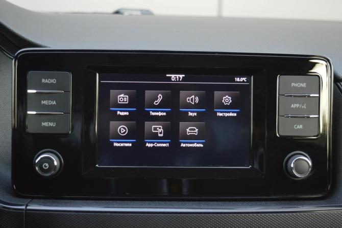 Volkswagen Polo VI с пробегом 2021 года, цена 1 650 000 рублей, 38807 км, лифтбек, Автокод Объявления