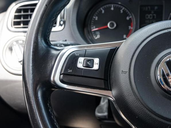 Volkswagen Polo V Рестайлинг с пробегом 2018 года, цена 1 125 000 рублей, 186378 км, седан, Автокод Объявления