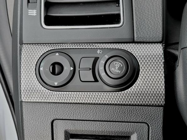 Chevrolet Captiva I Рестайлинг с пробегом 2012 года, цена 1 180 000 рублей, 221004 км, внедорожник, Автокод Объявления
