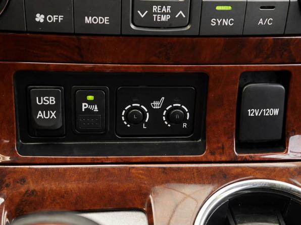 Toyota Highlander II (XU40) Рестайлинг с пробегом 2012 года, цена 1 947 000 рублей, 187400 км, внедорожник, Автокод Объявления
