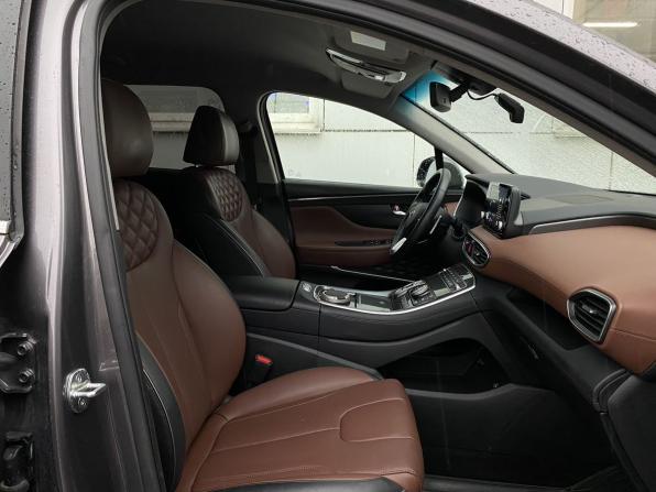 Hyundai Santa Fe IV Рестайлинг с пробегом 2021 года, цена 3 639 000 рублей, 83982 км, внедорожник, Автокод Объявления