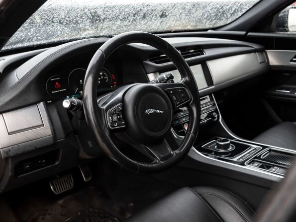 Jaguar XF II с пробегом 2016 года, цена 2 140 000 рублей, 143696 км, седан, Автокод Объявления