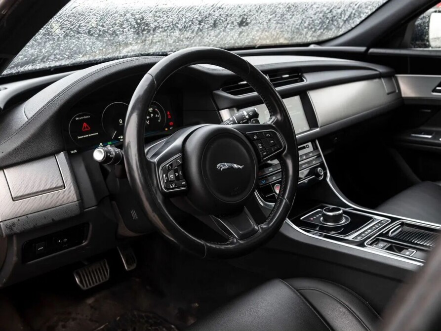 Jaguar XF II Казань  - изображение 14