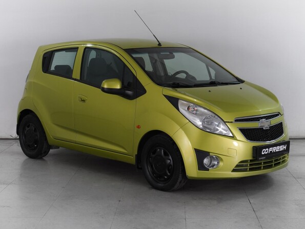 Chevrolet Spark Серебряный 2022 с пробегом 197 км. в автоцентре Крост в Ростове-