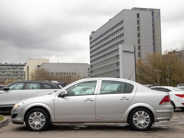 Opel Astra H Рестайлинг с пробегом 2010 года, цена 468 000 рублей, 245000 км, седан, Автокод Объявления