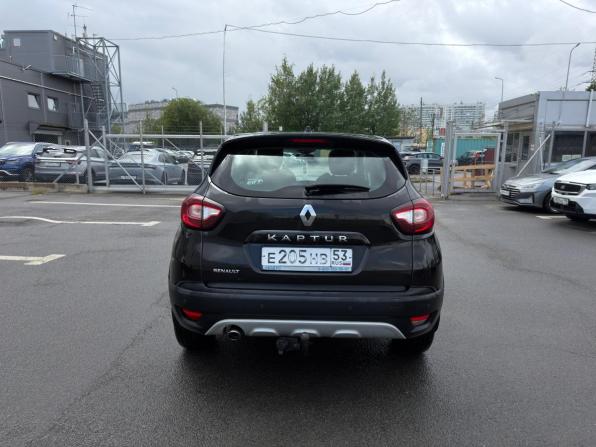 Renault Kaptur I с пробегом 2018 года, цена 1 099 000 рублей, 214161 км, внедорожник, Автокод Объявления