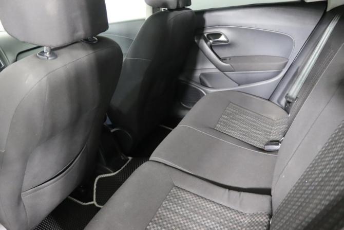 Volkswagen Polo V Рестайлинг с пробегом 2018 года, цена 1 039 990 рублей, 172104 км, седан, Автокод Объявления