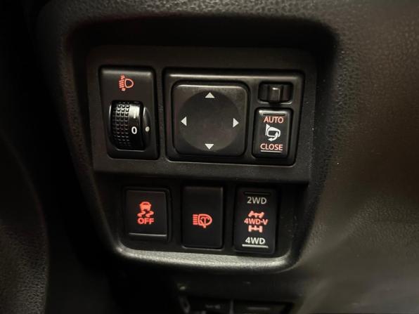 Nissan Juke I с пробегом 2011 года, цена 860 000 рублей, 246511 км, внедорожник, Автокод Объявления