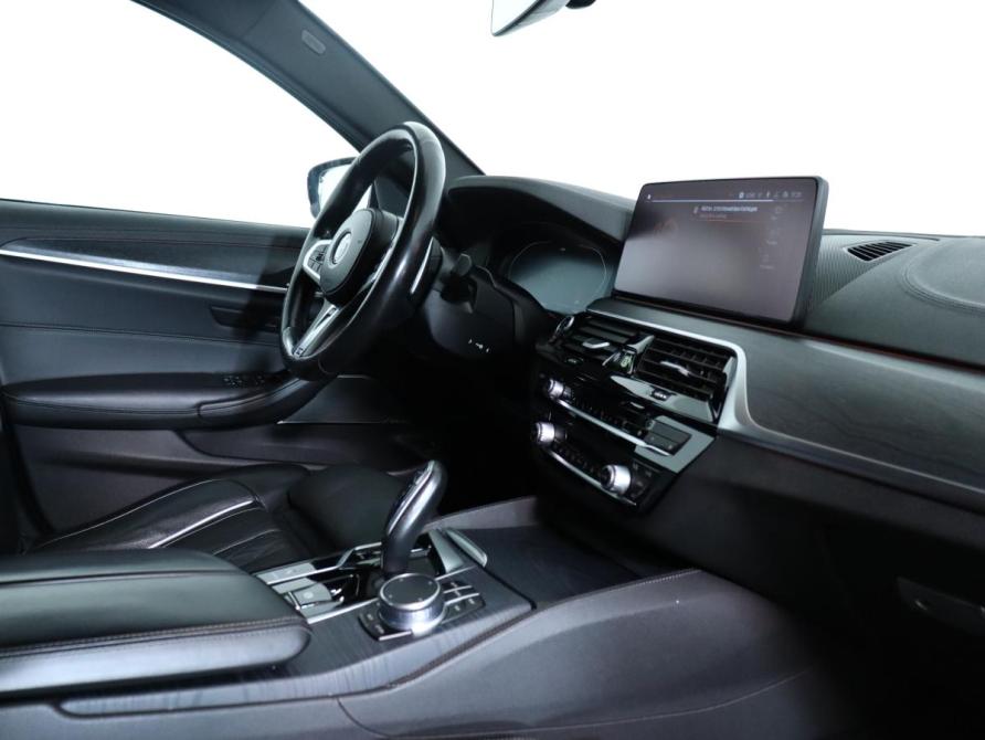 BMW 5 серии VII (G30/G31/G38) Рестайлинг Санкт-Петербург  - изображение 11
