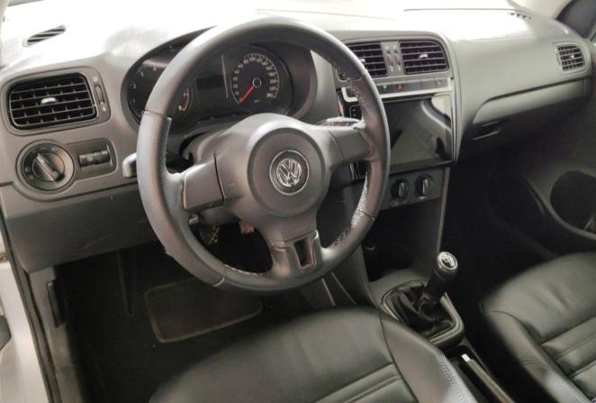 Volkswagen Polo V с пробегом 2012 года, цена 490 000 рублей, 283165 км, седан, Автокод Объявления
