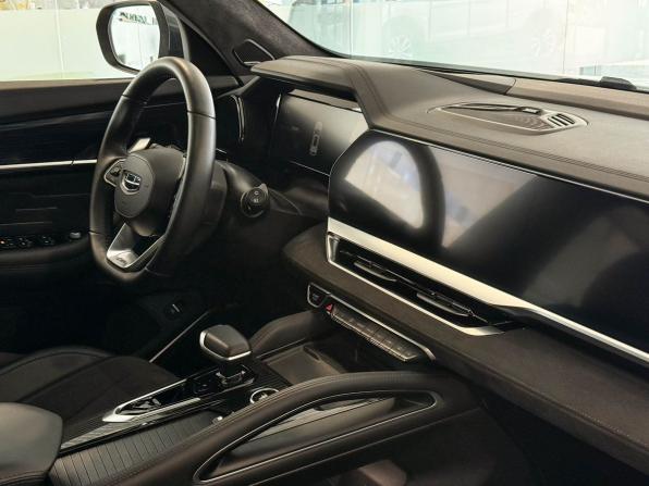 Geely Monjaro I с пробегом 2024 года, цена 3 315 000 рублей, 55598 км, внедорожник, Автокод Объявления