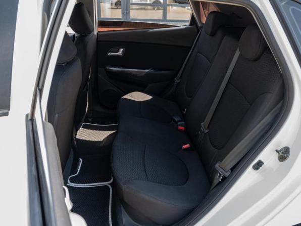 Kia Rio III с пробегом 2015 года, цена 1 265 000 рублей, 169566 км, хэтчбек, Автокод Объявления
