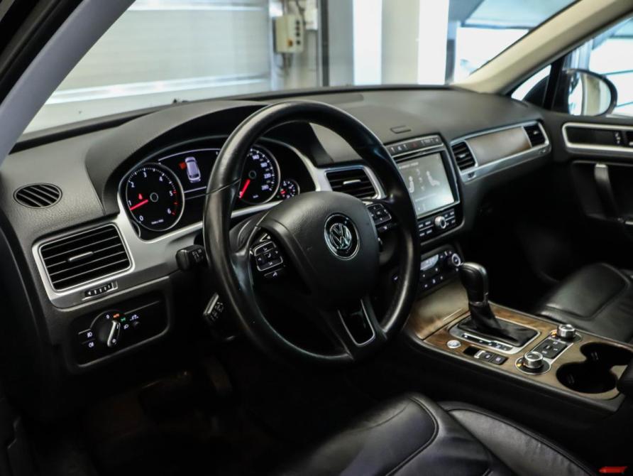 Volkswagen Touareg II Рестайлинг Москва  - изображение 8