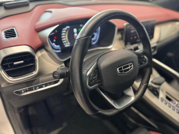 Geely Coolray I с пробегом 2023 года, цена 1 849 000 рублей, 29051 км, внедорожник, Автокод Объявления