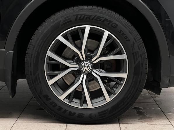 Volkswagen Tiguan II с пробегом 2019 года, цена 2 275 000 рублей, 232962 км, внедорожник, Автокод Объявления