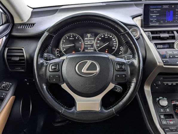 Lexus NX I с пробегом 2015 года, цена 2 410 000 рублей, 153189 км, внедорожник, Автокод Объявления
