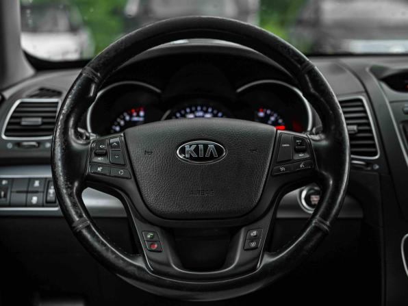Kia Sorento II Рестайлинг с пробегом 2015 года, цена 1 520 001 рубль, 226710 км, внедорожник, Автокод Объявления