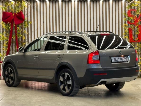 Skoda Octavia II (A5) Рестайлинг с пробегом 2011 года, цена 942 000 рублей, 179435 км, универсал, Автокод Объявления