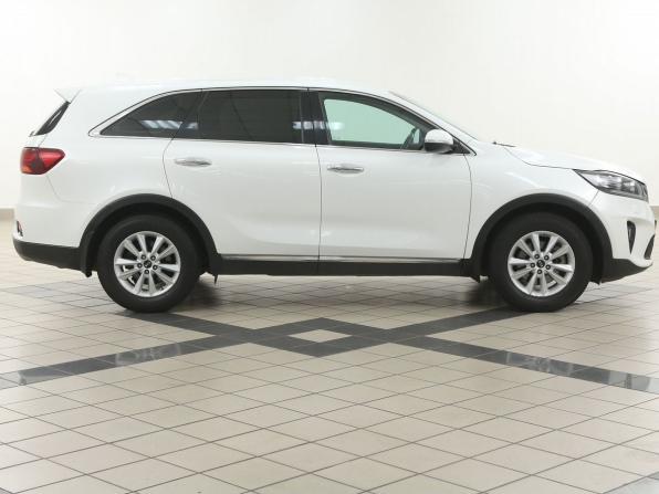 Kia Sorento III Prime Рестайлинг с пробегом 2019 года, цена 2 100 000 рублей, 158000 км, внедорожник, Автокод Объявления