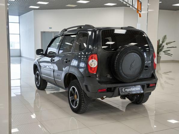 Chevrolet Niva I Рестайлинг с пробегом 2013 года, цена 326 000 рублей, 211868 км, внедорожник, Автокод Объявления