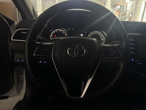 Toyota Camry VIII (XV70) с пробегом 2019 года, цена 2 770 000 рублей, 88347 км, седан, Автокод Объявления