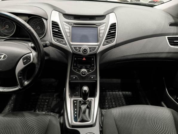 Hyundai Elantra V (MD) Рестайлинг с пробегом 2015 года, цена 1 399 000 рублей, 91943 км, седан, Автокод Объявления
