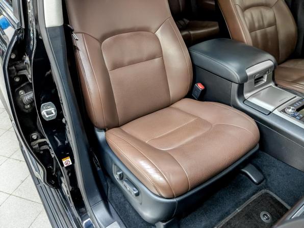 Toyota Land Cruiser 200 Series Рестайлинг 2 с пробегом 2016 года, цена 5 800 000 рублей, 153155 км, внедорожник, Автокод Объявления