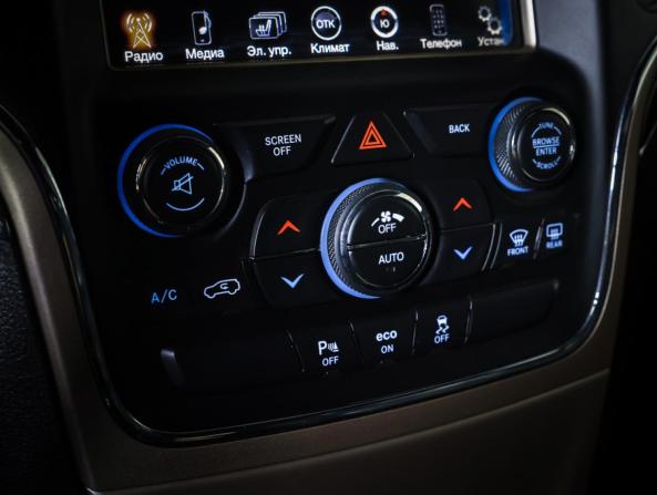 Jeep Grand Cherokee IV (WK2) Рестайлинг с пробегом 2014 года, цена 2 895 000 рублей, 89225 км, внедорожник, Автокод Объявления