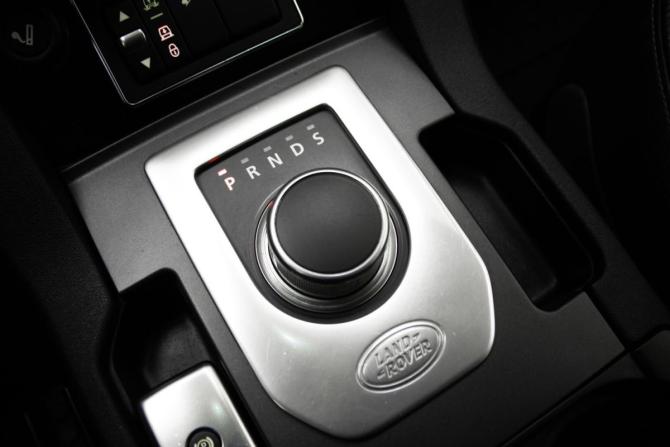 Land Rover Discovery IV Рестайлинг с пробегом 2015 года, цена 1 875 000 рублей, 297040 км, внедорожник, Автокод Объявления