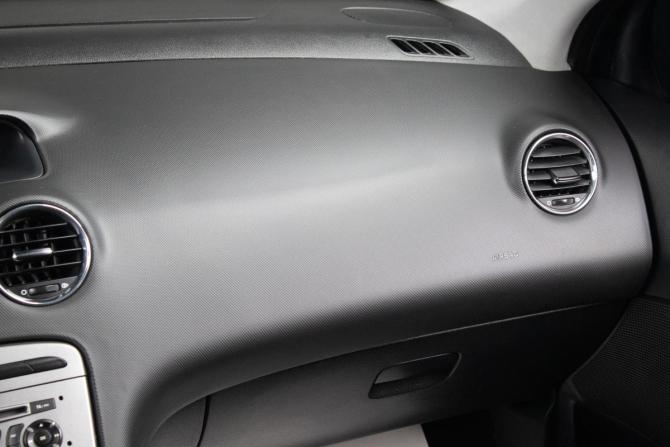 Peugeot 408 I с пробегом 2012 года, цена 719 000 рублей, 235091 км, седан, Автокод Объявления