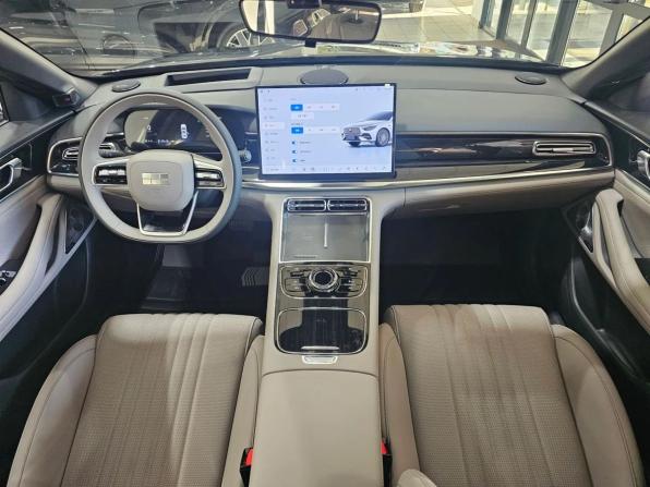 Geely Galaxy Starshine 7 с пробегом 2026 года, цена 3 999 000 рублей, 40 км, седан, Автокод Объявления