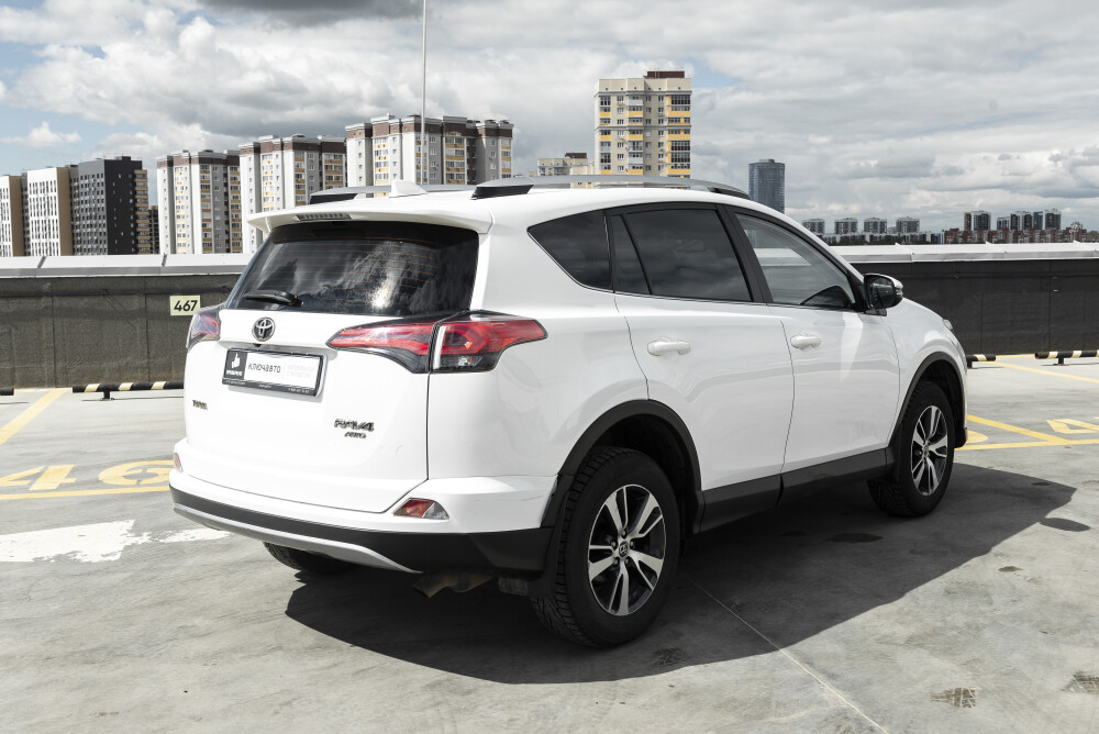 Toyota RAV4 IV (XA40) Рестайлинг Казань  - изображение 5