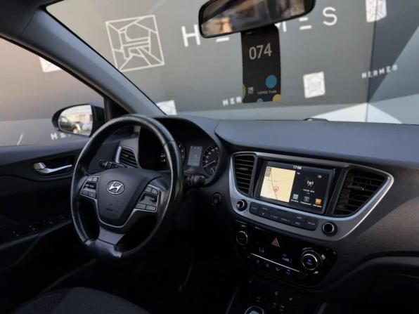 Hyundai Solaris II с пробегом 2018 года, цена 1 399 000 рублей, 135945 км, седан, Автокод Объявления